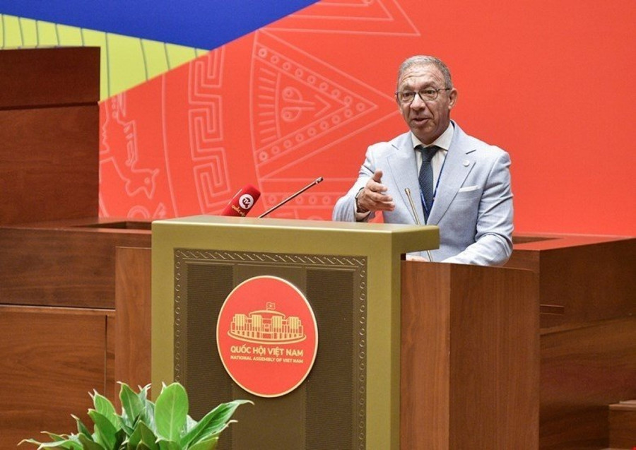 Ông Duarte Pacheco, Chủ tịch Liên minh Nghị viện Thế giới. Ông Duarte Pacheco, Chủ tịch Liên minh Nghị viện Thế giới.