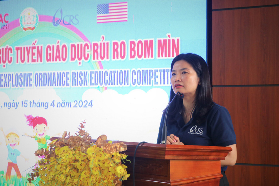 Bà Nguyễn Thị Minh Châu, đại diện Tổ chức CRS phát biểu tại buổi lễ. Bà Nguyễn Thị Minh Châu, đại diện Tổ chức CRS phát biểu tại buổi lễ.