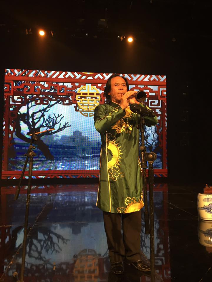 NSƯT Ngọc Khánh với cây kèn sô na. Ảnh: NVCC. NSƯT Ngọc Khánh với cây kèn sô na. Ảnh: NVCC.