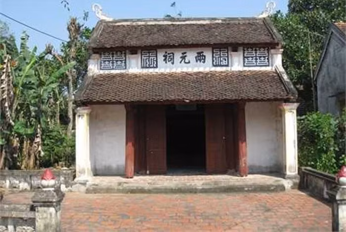 Nhà thờ Hoàng giáp Bùi Dương Lịch được công nhận di tích cấp quốc gia năm 1998.