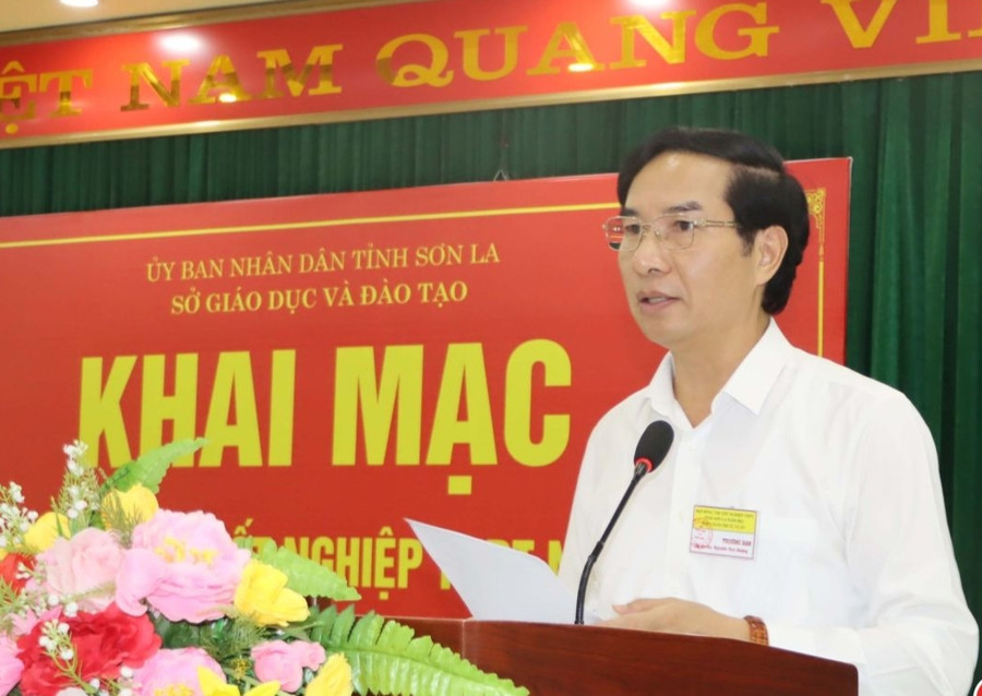 PGS.TS Nguyễn Huy Hoàng phát biểu tại hội nghị.