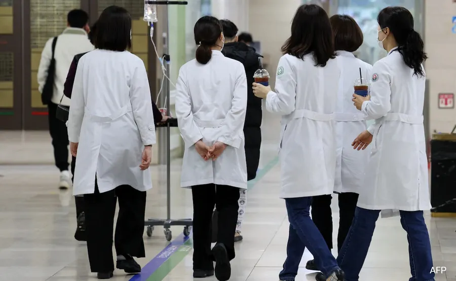 Hàn Quốc tăng cường đầu tư cho các trường y cấp tỉnh.