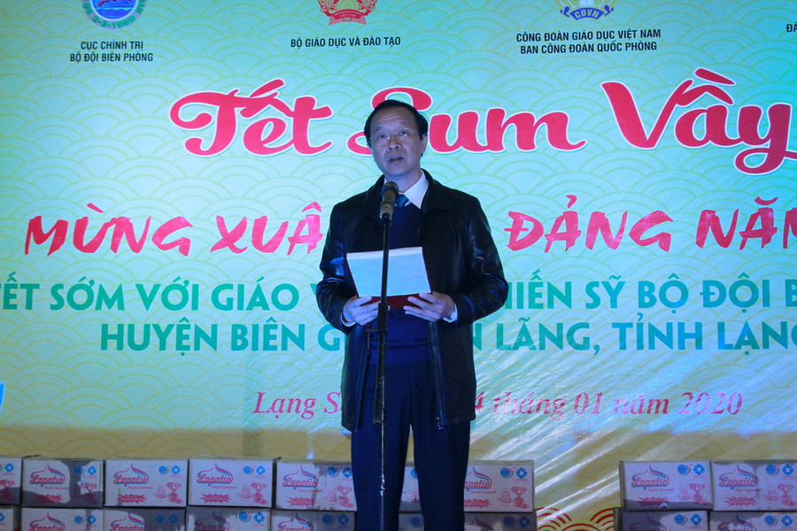 Ông Phạm Ngọc Thưởng phát biểu tại buổi lễ