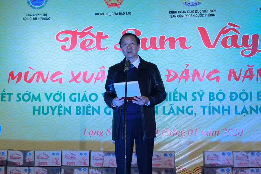 Ông Phạm Ngọc Thưởng phát biểu tại buổi lễ