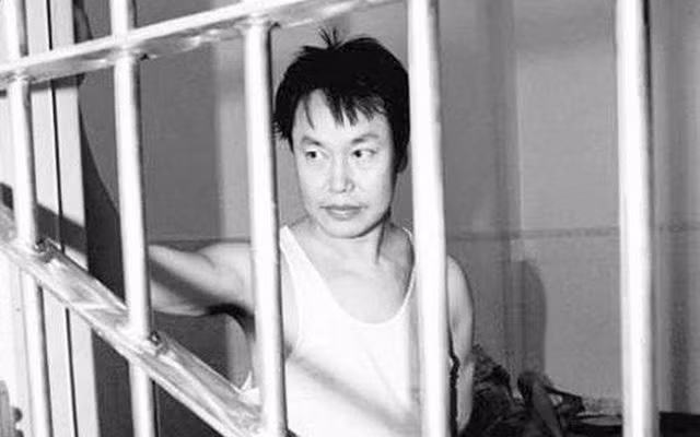 Cường bị giam giữ chờ ngày xét xử tại Quảng Đông, Trung Quốc.