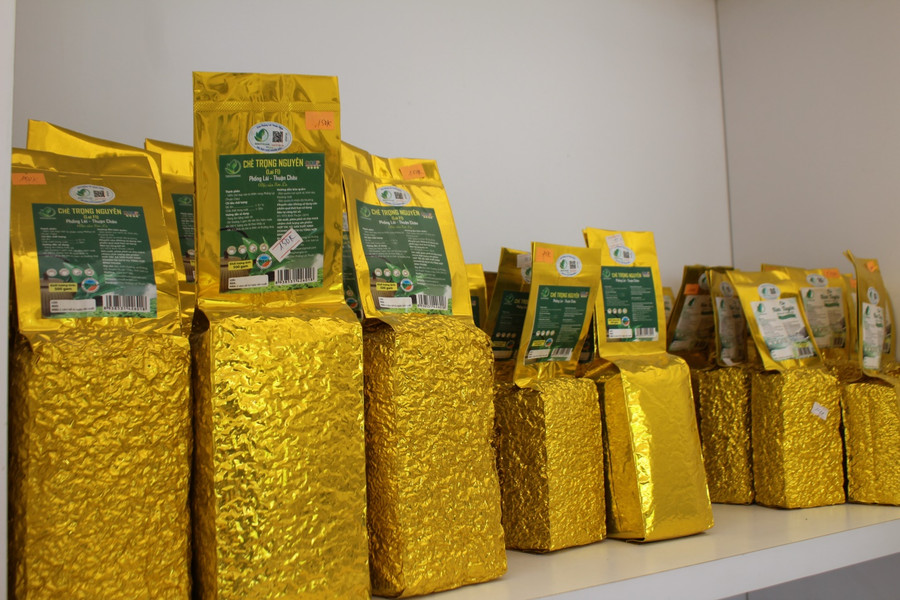 Sản phẩm chè của huyện Thuận Châu được xuất khẩu sang các thị trường quốc tế như: Đài Loan và Thái Lan. Sản phẩm chè của huyện Thuận Châu được xuất khẩu sang các thị trường quốc tế như: Đài Loan và Thái Lan.