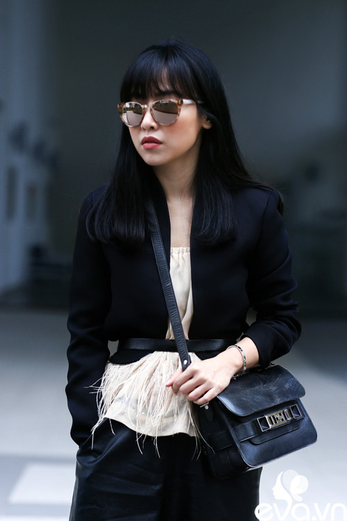 kho roi mat truoc ve thanh lich cua tieu thu ha thanh - 10