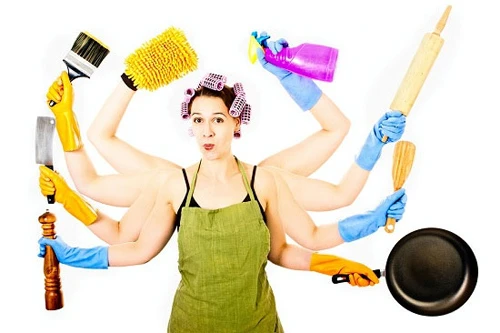 Khổ sở vì không có giúp việc ngày Tết