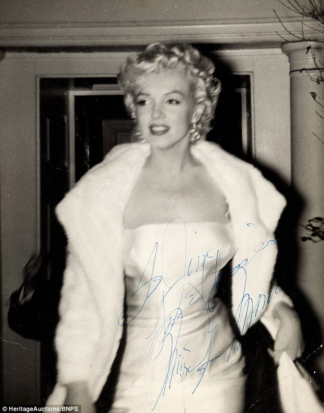 Fan cuồng tiết lộ bộ ảnh của nữ hoàng sexy Marilyn Monroe hình ảnh 1 fan cuong tiet lo bo anh cua nu hoang sexy marilyn monroe hinh anh 1