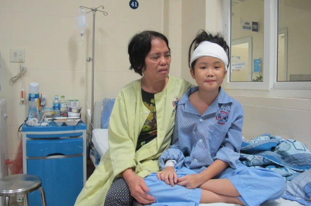 Bé Nhi hồi phục nhanh sau mổ.