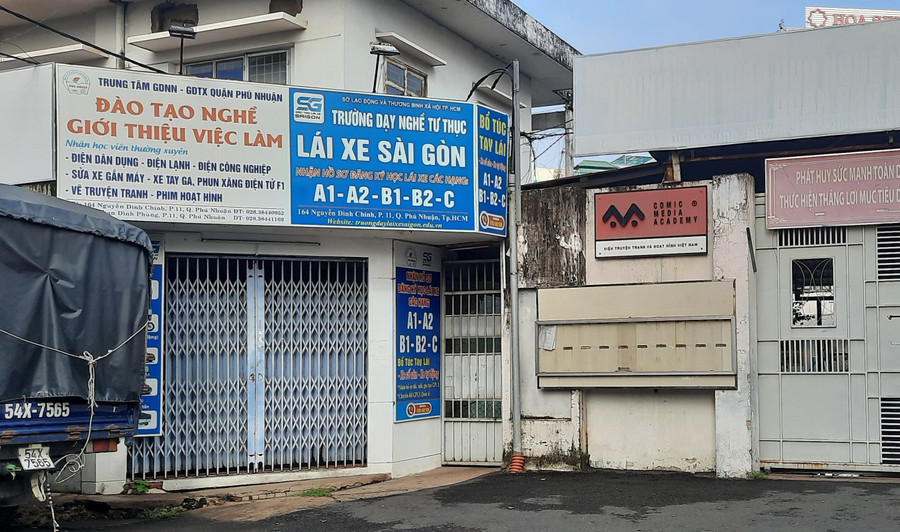 Mặt bằng cho thuê tại số 164 đường Nguyễn Đình Chính, quận Phú Nhuận không thông qua đấu giá.