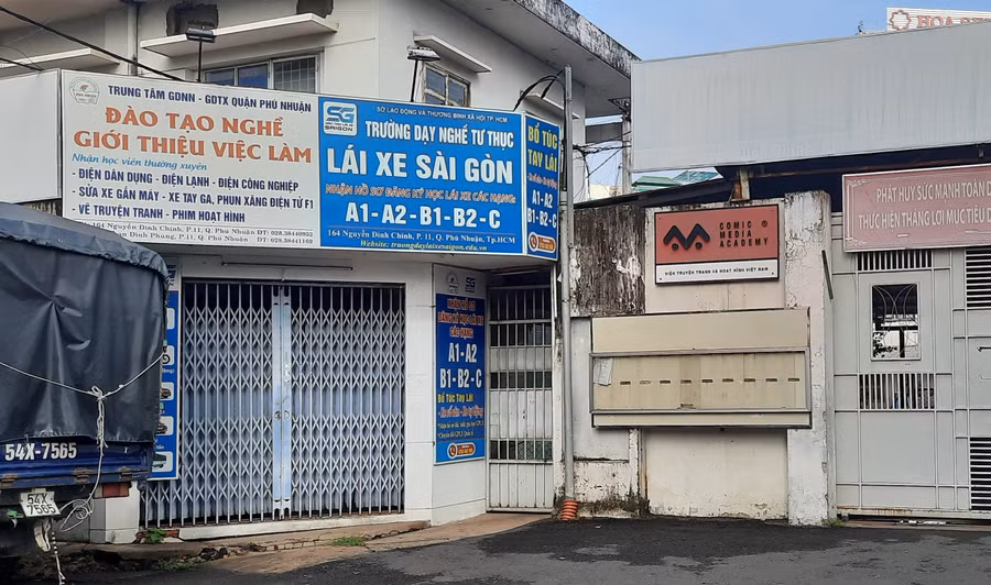 Mặt bằng cho thuê tại số 164 đường Nguyễn Đình Chính, quận Phú Nhuận không thông qua đấu giá.