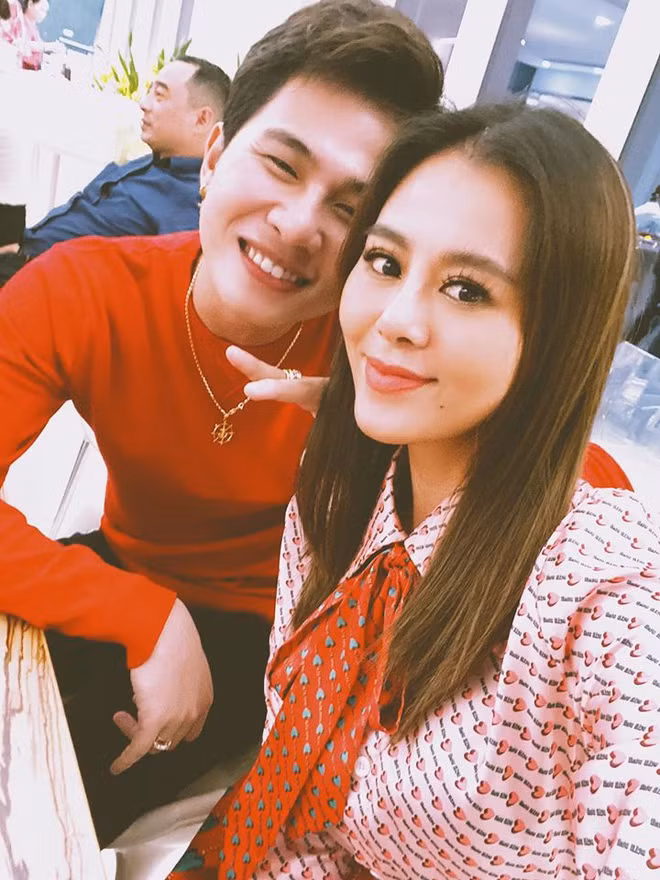 Jack hat bolero sau thoi gian dai vang mat khoi showbiz hinh anh 1 83488641_2796803733676240_647084785042194432_o.jpg