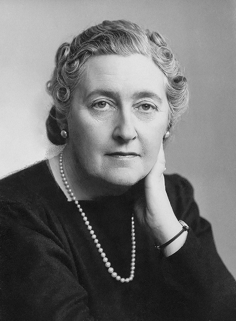 'Nữ hoàng trinh thám' Agatha Christie. 'Nữ hoàng trinh thám' Agatha Christie.