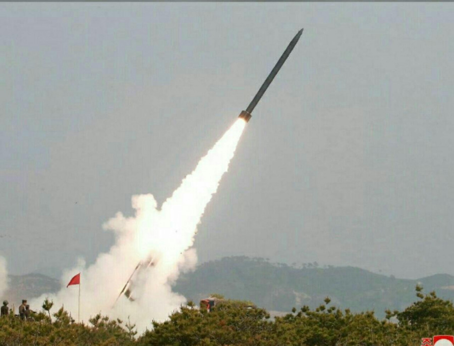 Vụ bắn thử tên lửa này được kiểm soát bởi nhà lãnh đạo Triều Tiên Kim Jong-un. Vụ bắn thử tên lửa này được kiểm soát bởi nhà lãnh đạo Triều Tiên Kim Jong-un.