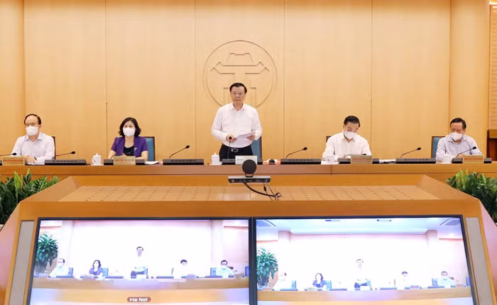 Thường trực Thành ủy chủ trì hội nghị. Nguồn: CGTĐT Hà Nội.