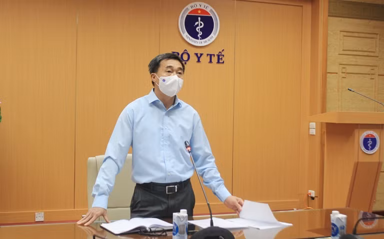 GS.TS Trần Văn Thuấn, Thứ trưởng Bộ Y tế phát biểu tại cuộc họp. Ảnh: Bộ Y tế