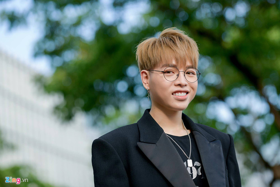 Đức Phúc ở tuổi 23 có xe xịn, nhà vài tỷ đồng và 10 sổ tiết kiệm ảnh 2 Đức Phúc ở tuổi 23 có xe xịn, nhà vài tỷ đồng và 10 sổ tiết kiệm-2