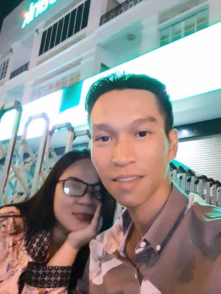 co gai xinh dep bi tat axit bien dang, ban trai 5 nam nhin thay chi noi dung 1 cau - 8