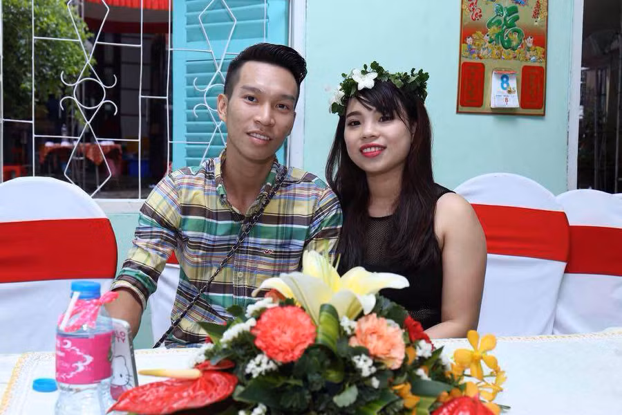 co gai xinh dep bi tat axit bien dang, ban trai 5 nam nhin thay chi noi dung 1 cau - 9