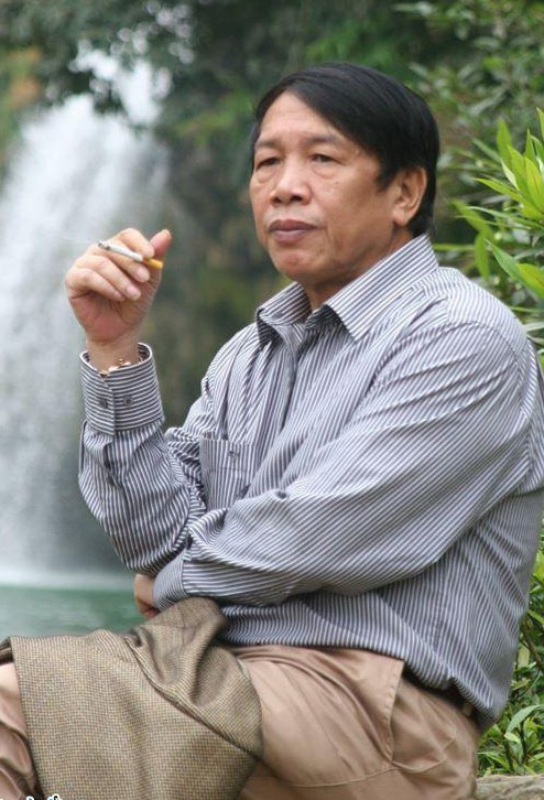 Nhà văn Khuất Quang Thụy.