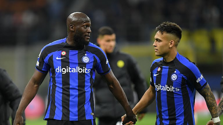 Lukaku và các đồng đội tại Inter Milan sẽ đối đầu AC Milan tại bán kết Champions League. Lukaku và các đồng đội tại Inter Milan sẽ đối đầu AC Milan tại bán kết Champions League.