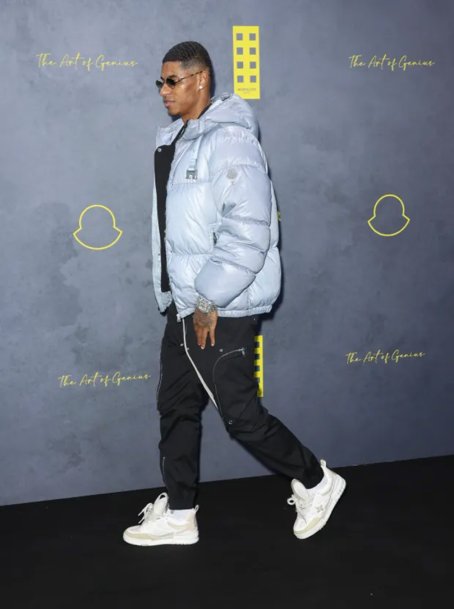 Tiền đạo chủ lực của Man Utd sẽ bị kỷ luật sau khi ‘tận hưởng những đêm vui chơi bất tận’ vào giữa tuần.