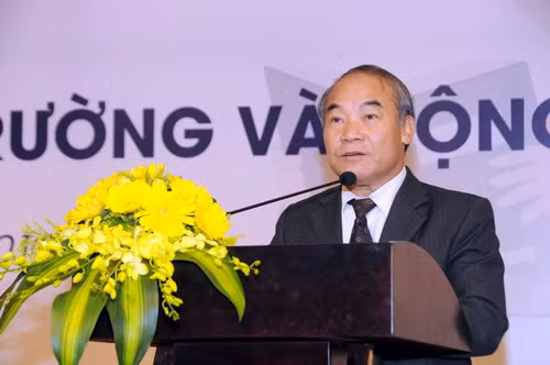 Thứ trưởng Bộ GD&ĐT Nguyễn Vinh Hiển phát động CLB NCKH trong các trường Phổ thông