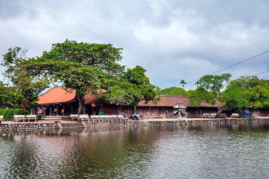 Chùa Keo Thái Bình gọi là 'Keo trên' để phân biệt với 'Keo dưới' là chùa Keo Nam Định.