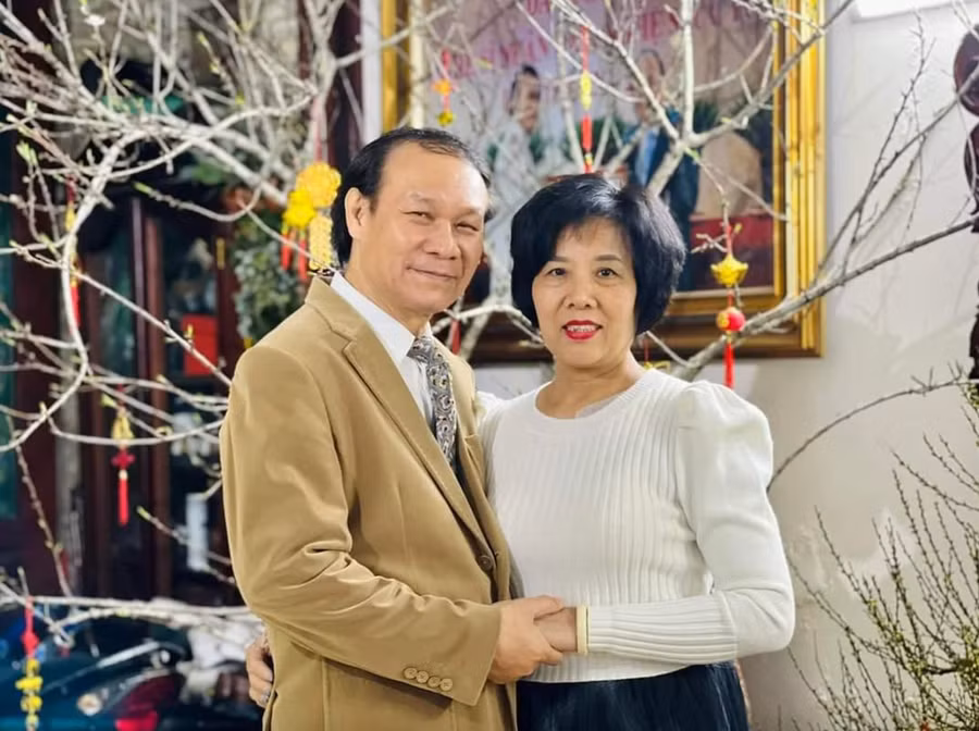 NSND Nguyễn Hải và người bạn đời.