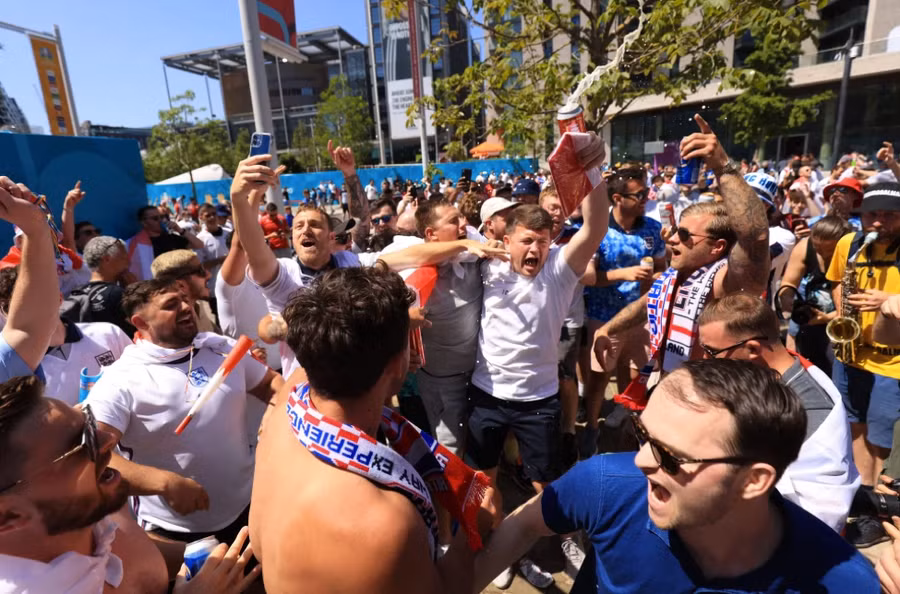 Ngây ngất men say chiến thắng