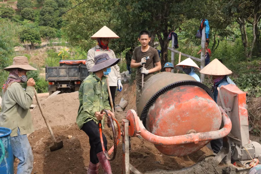 Từ khi Chiềng Khương cán đích nông thôn mới 2017 đến nay, người dân đã cùng chính quyền xã nỗ lực XDNTM nâng cao.