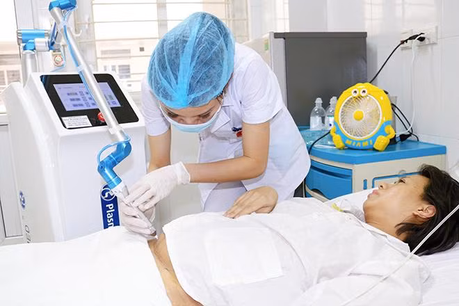 Công nghệ plasma lạnh giúp vết thương bỏng nhanh liền sẹo, giá thành rẻ.