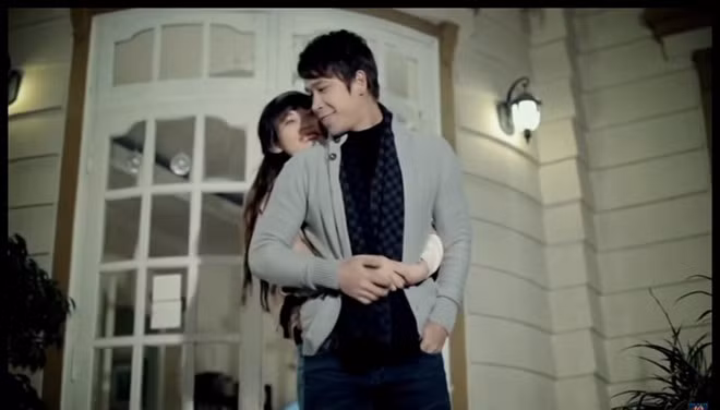 Nếu chuyện tình Hải Băng – Tiến Dũng trắc trở, thì cặp đôi Lê Hoàng – Việt Huê cũng trải qua thăng trầm. Thường xuyên đi diễn ở các tỉnh nên Lê Hoàng có rất ít thời gian ở Sài Gòn. Cựu thành viên B.O.M cũng tự nhận vẫn còn ham chơi, đa tình nên gặp những cô gái xinh xắn, dễ thương dễ bị rung động. Vì vậy, bạn gái của anh đòi chia tay vì không chịu được tính đào hoa.