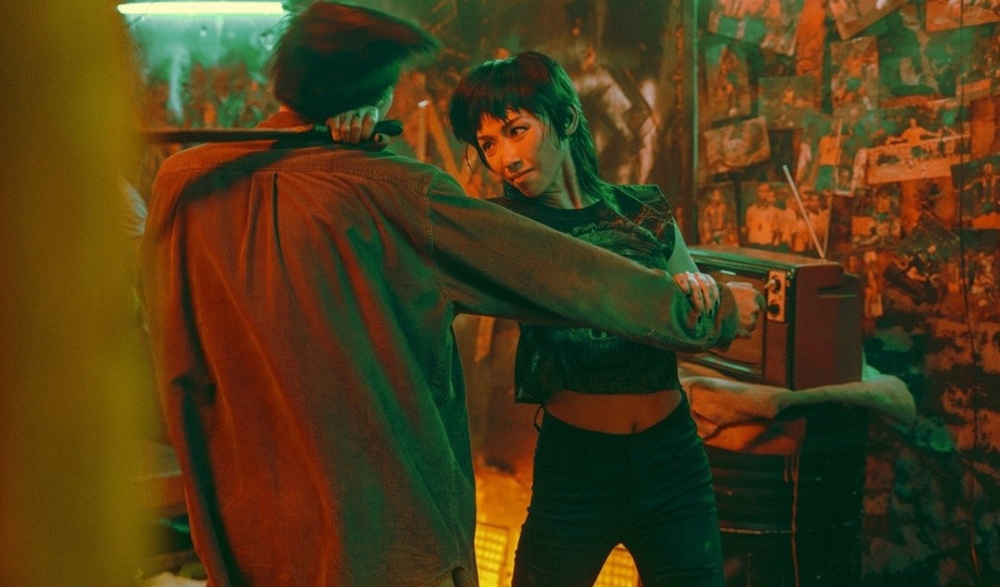 Ngoài cảnh nóng, vấn đề bạo lực, hành vi nguy hiểm, dễ bắt chước đang tràn lan trên phim Việt. Ngoài cảnh nóng, vấn đề bạo lực, hành vi nguy hiểm, dễ bắt chước đang tràn lan trên phim Việt.