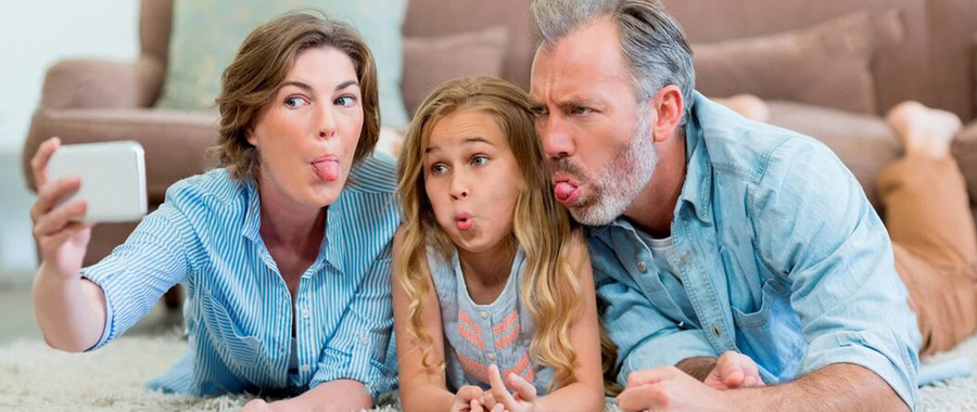 Tập lưỡi miệng tuy an toàn nhưng hiệu quả thấp hoặc không hiệu quả. Ảnh: Tonguetieindia.com.