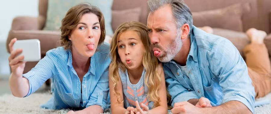 Tập lưỡi miệng tuy an toàn nhưng hiệu quả thấp hoặc không hiệu quả. Ảnh: Tonguetieindia.com. Tập lưỡi miệng tuy an toàn nhưng hiệu quả thấp hoặc không hiệu quả. Ảnh: Tonguetieindia.com.