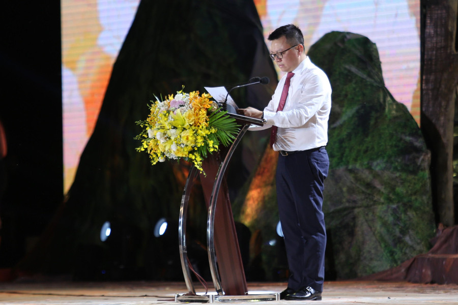 Ông Lê Quốc Minh – Tổng Biên tập Báo Nhân Dân phát biểu khai mạc chương trình.