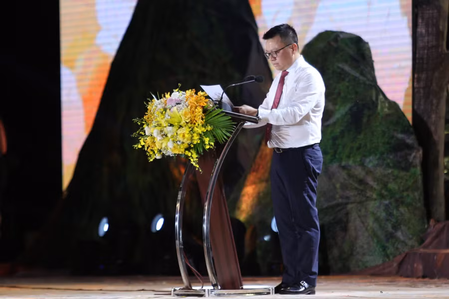 Ông Lê Quốc Minh – Tổng Biên tập Báo Nhân Dân phát biểu khai mạc chương trình.