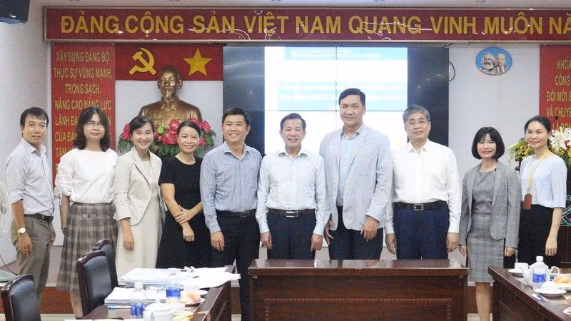 Nhóm nghiên cứu.