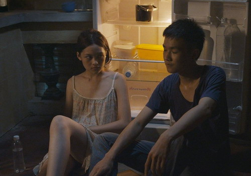 "Đập cánh giữa không trung" giới thiệu tới khán giả hai gương mặt trẻ là Thùy Anh và Hoàng Hà.