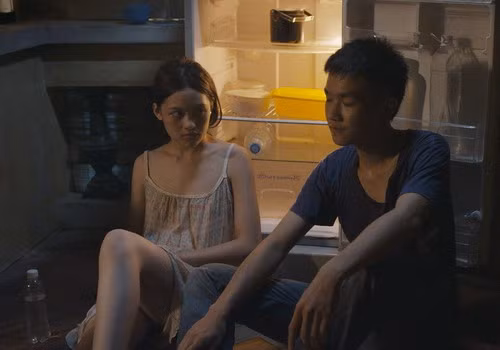 "Đập cánh giữa không trung" giới thiệu tới khán giả hai gương mặt trẻ là Thùy Anh và Hoàng Hà.