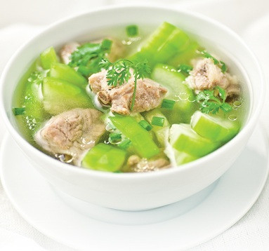 Canh sườn non nấu bí đao thơm ngon cho bữa tối - Ảnh 2 Canh sườn non nấu bí đao thơm ngon cho bữa tối - Ảnh 2