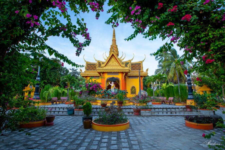 Một góc chùa Tà Pạ. Ảnh: Phúc Đoan