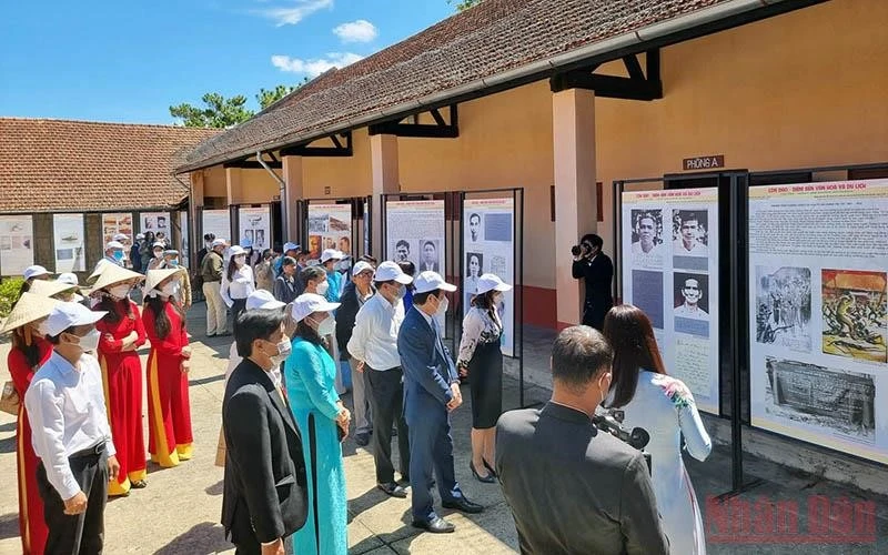 Triển lãm“Côn Đảo - Đà Lạt” tại Di tích quốc gia Nhà lao thiếu nhi Đà Lạt (Lâm Đồng).