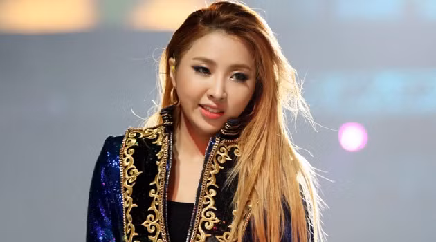 Minzy rời khỏi nhóm 2NE1 kể từ ngày 5/5/2016