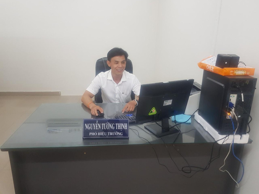 Thầy Nguyễn Tường Thịnh chia sẻ về công tác thể thao học đường của trường THPT Nguyễn An Ninh.