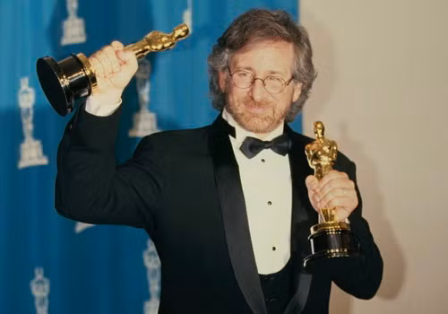 Steven Spielberg từng được vinh danh với tượng vàng Oscar.