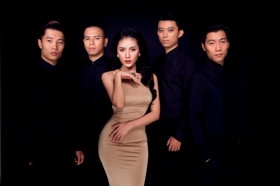 Phương Linh sẵn lòng “tán” Dương Khắc Linh nếu anh chưa có bồ