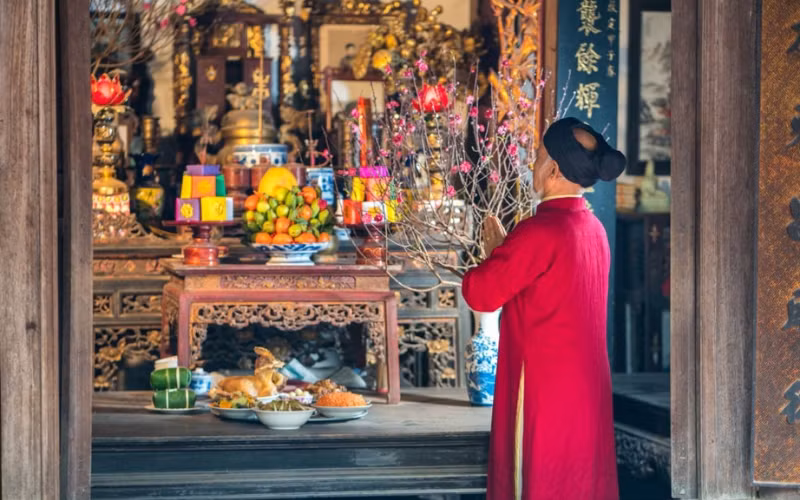 Tín ngưỡng thờ cúng tổ tiên là bản sắc văn hóa của người Việt. Ảnh minh họa: INT.